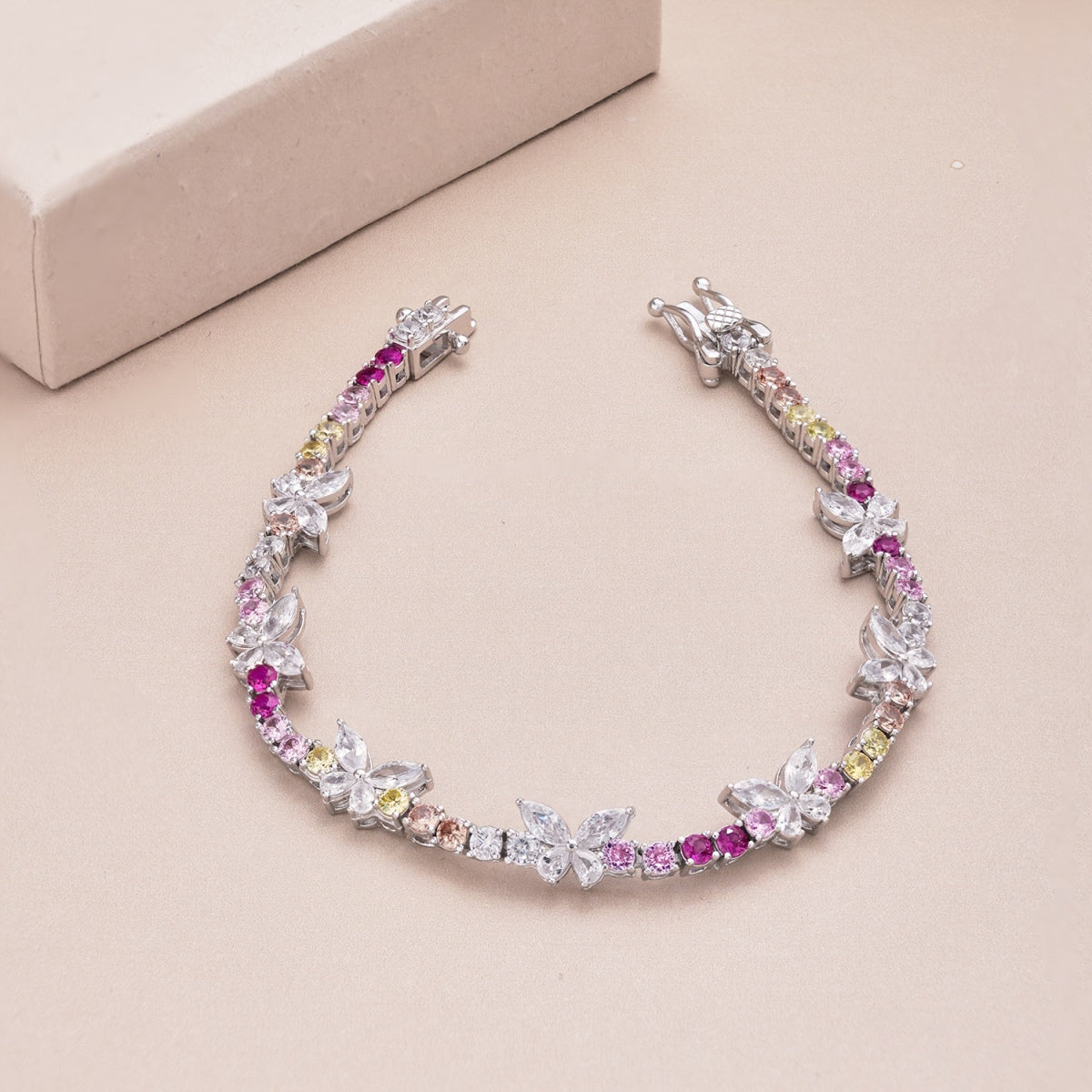 [Kincade Jewelrys]Ornate Colorful Butterfly Shape Round Cut Daily Bracelet