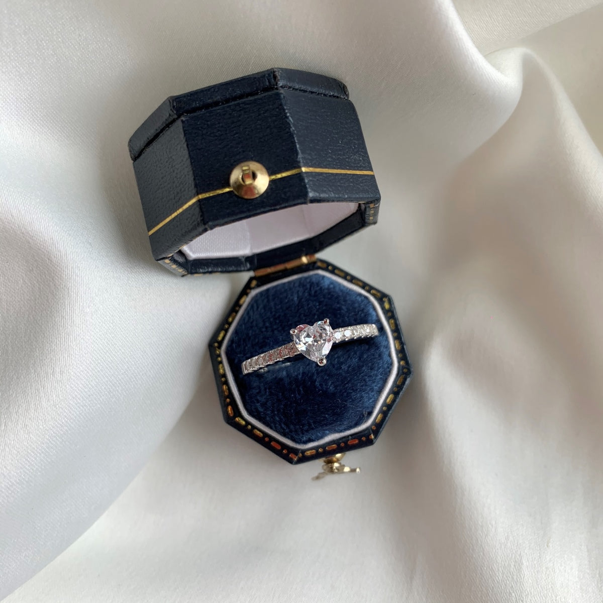 [Kincade Jewelrys]0.5 Carat CaratEternity Charming Heart Shape Lover Ring