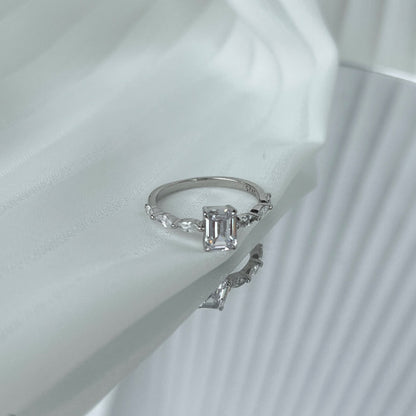 [Kincade Jewelrys]1.0 Carat Dainty Resplendent Radiant Cut Daily Ring
