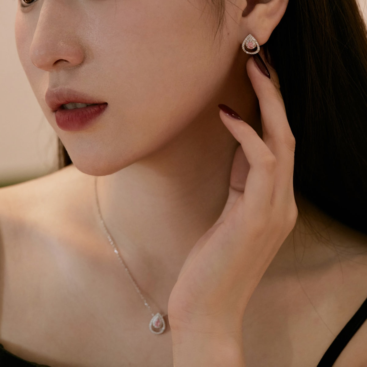 [Kincade Jewelrys]Sparkling Delicate Water Drop Shape Daily Earrings