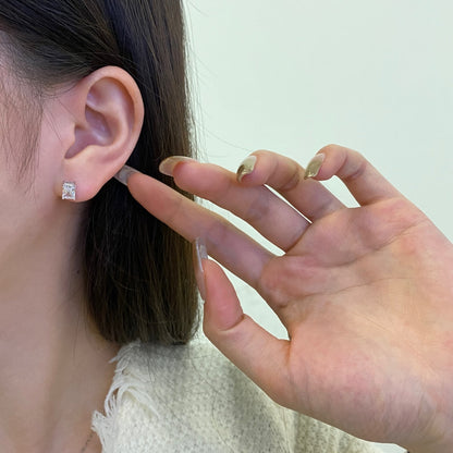 [Kincade Jewelrys]Stylish Shiny Rectangular Center Stone Stud Earrings