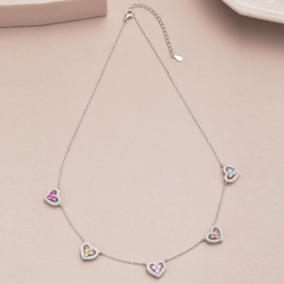 [Kincade Jewelrys]Sparkling Five Heart Necklace