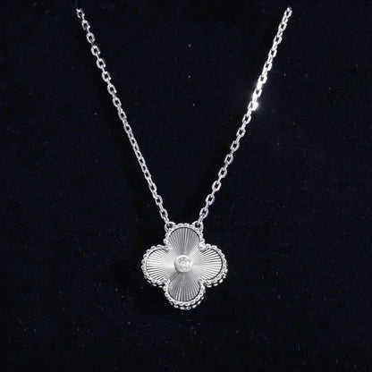 [Kincade Jewelrys]CLOVER  15MM DIAMOND LASER NECKLACE SILVER