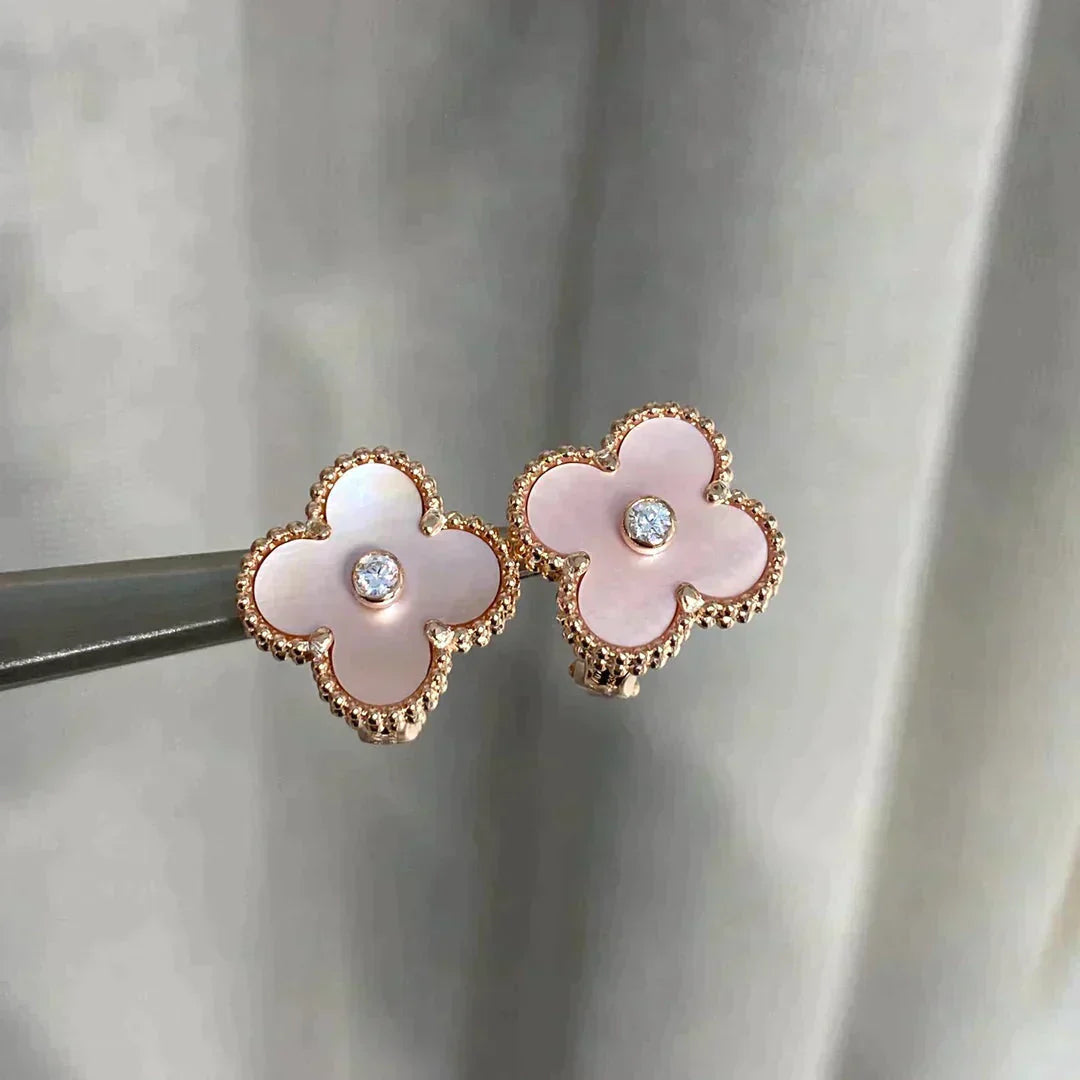 [Kincade Jewelrys]CLOVER MEDIUM 1 MOTIFS  PINK MOP DIAMOND EARRINGS
