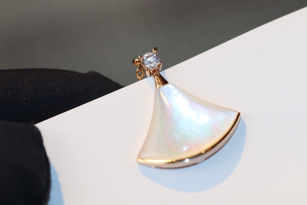 [Kincade Jewelrys]DREAM NECKLACE WHITE MOP PINK GOLD 1 DIAMOND