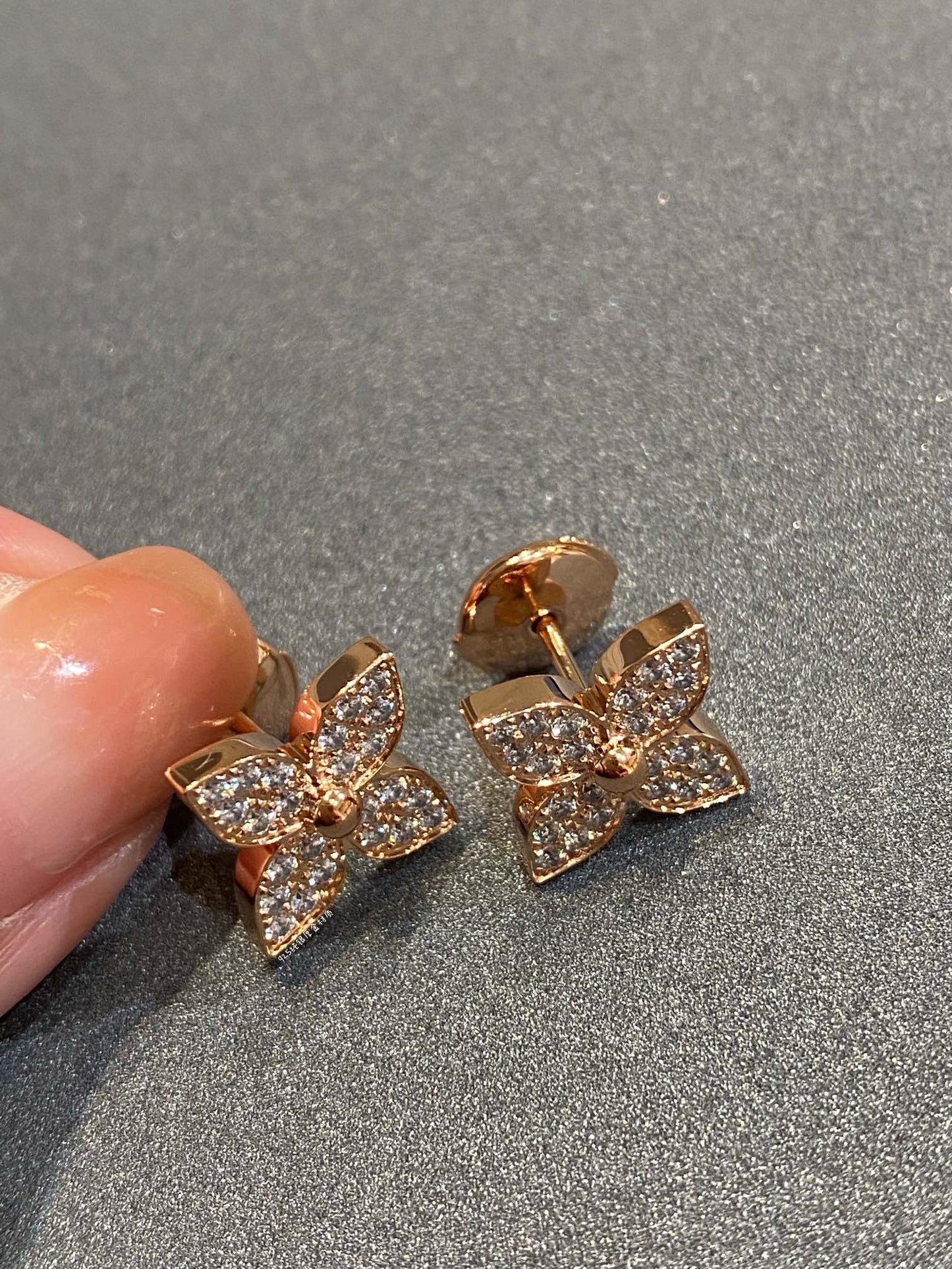 [Kincade Jewelrys]STAR DIAMOND EARRINGS