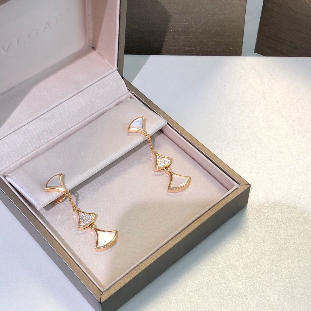[Kincade Jewelrys]DREAM EARRINGS 3 MOTIFS DIAMOND MOP PINK GOLD
