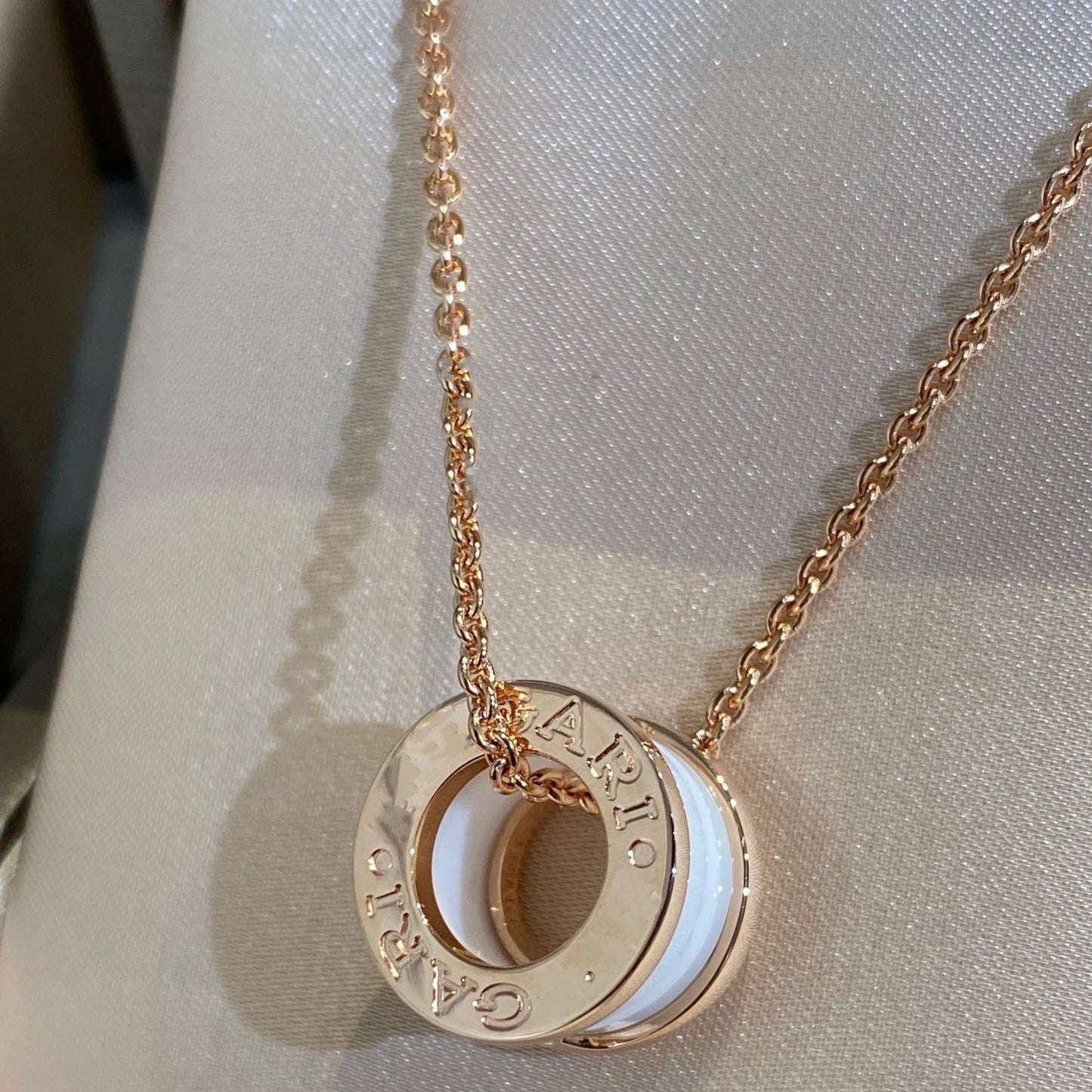 [Kincade Jewelrys]ZERO 1 WHITE CERAMIC PINK GOLD NECKLACE