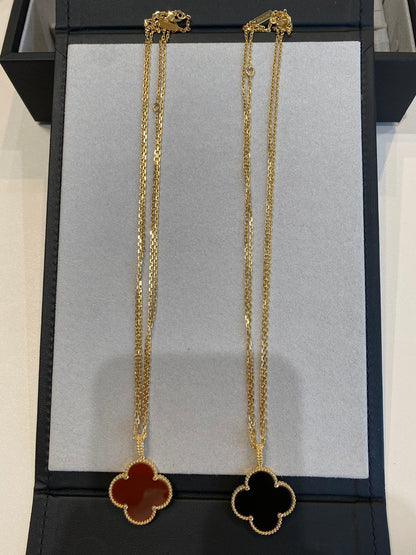 [Kincade Jewelrys]CLOVER 25MM NECKLACE GOLD CARNELIAN