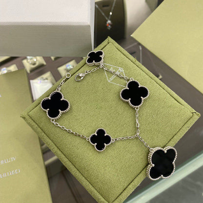 [Kincade Jewelrys]CLOVER 5 MOTIFS SIVLER ONYX BRACELET