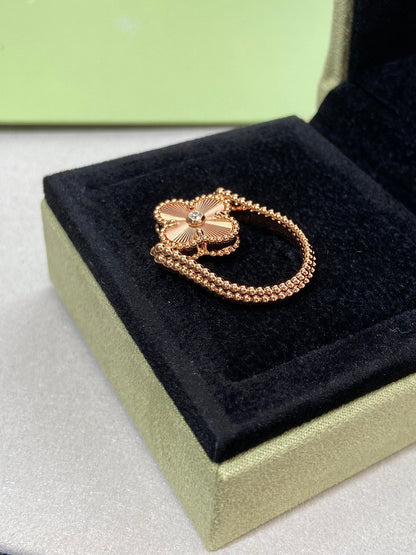 [Kincade Jewelrys]CLOVER RIVERSIBLE ROSE GOLD RING