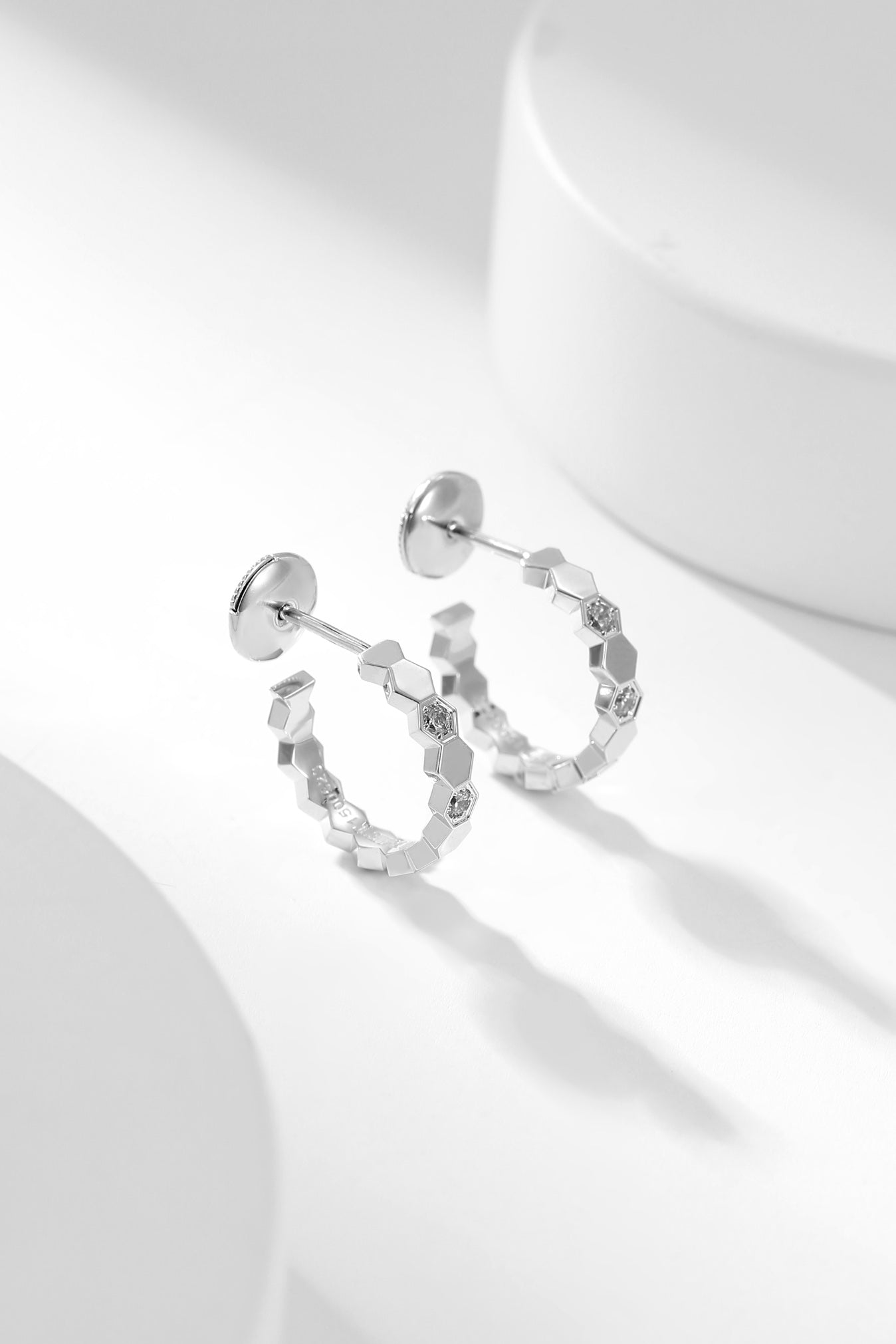 [Kincade Jewelrys]BEE LOVE DIAMOND HOOP EARRINGS