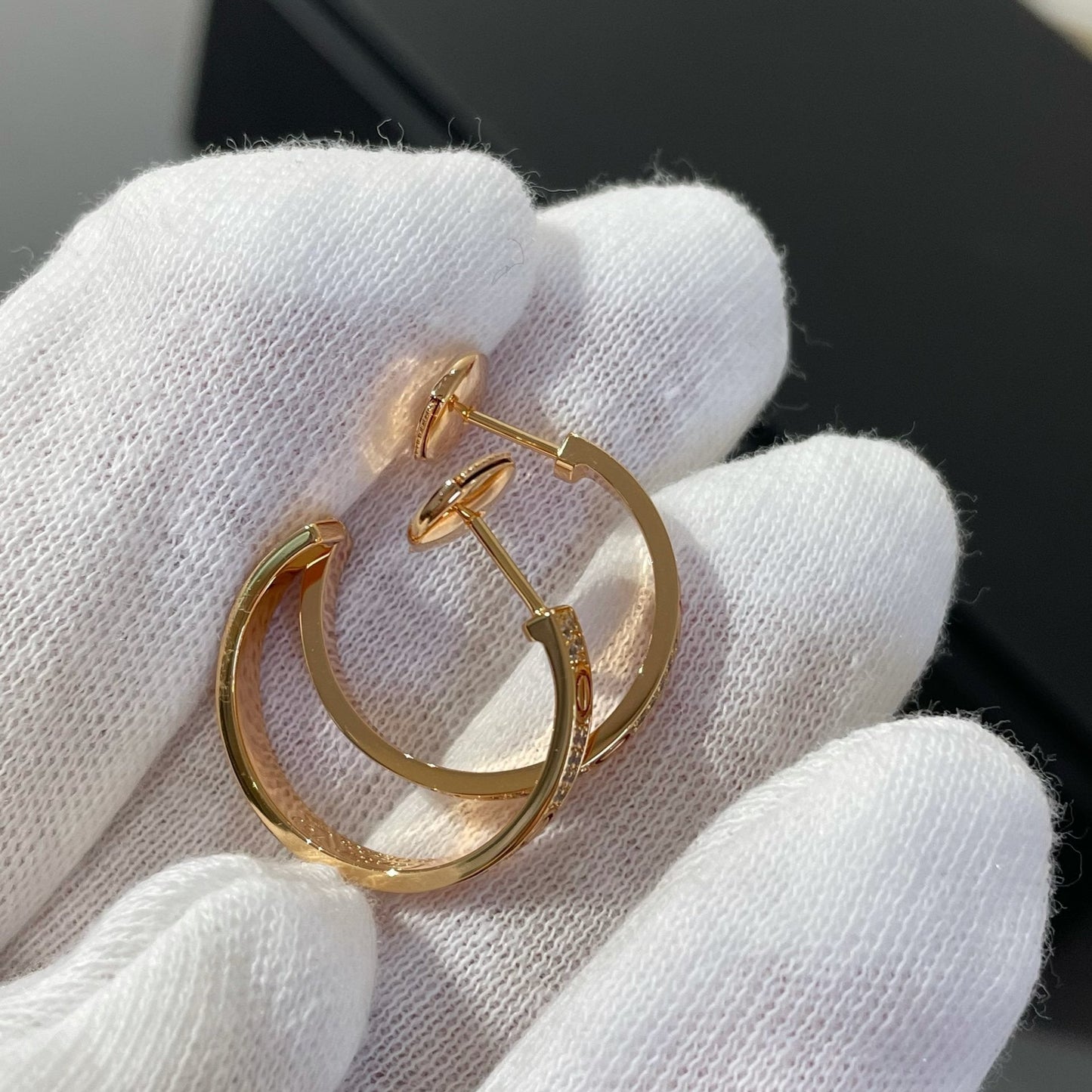 [Kincade Jewelrys]LOVE DIAMOND PINK GOLD HOOP EARRINGS