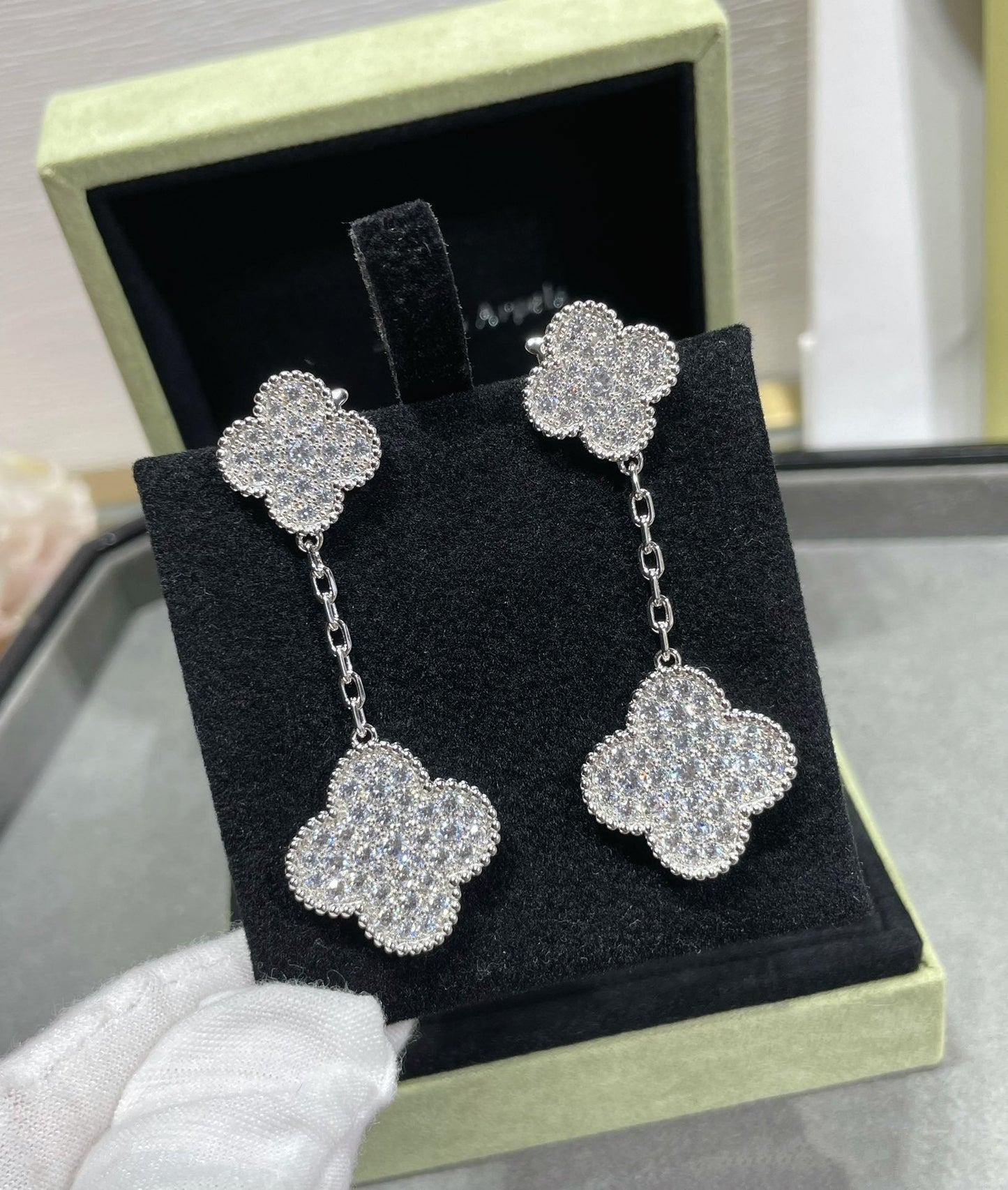 [Kincade Jewelrys]CLOVER 2 MOTIFS DIAMOND PAVED SILVER EARRINGS