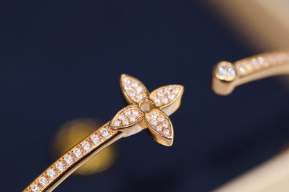 [Kincade Jewelrys]IDYLLE PINK GOLD OPEN BRACELET DIAMOND PAVED