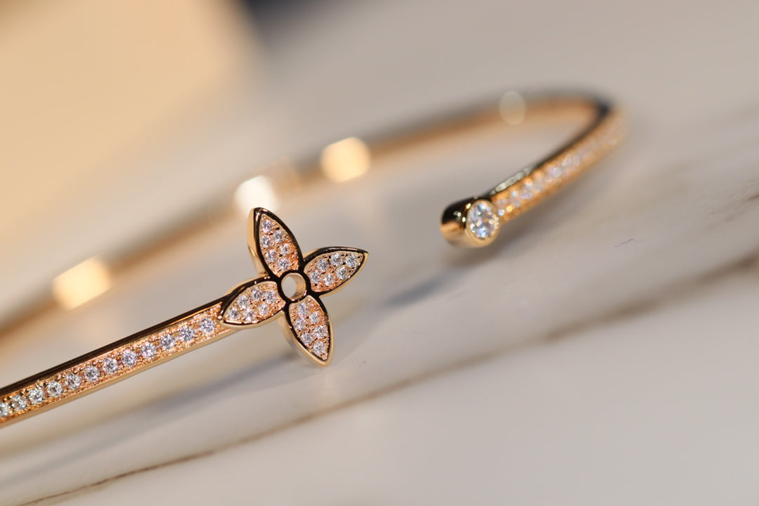 [Kincade Jewelrys]IDYLLE GOLD OPEN BRACELET DIAMOND PAVED