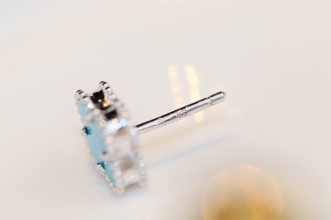 [Kincade Jewelrys]CLOVER MINI TURQUOISE SILVER STUD EARRINGS