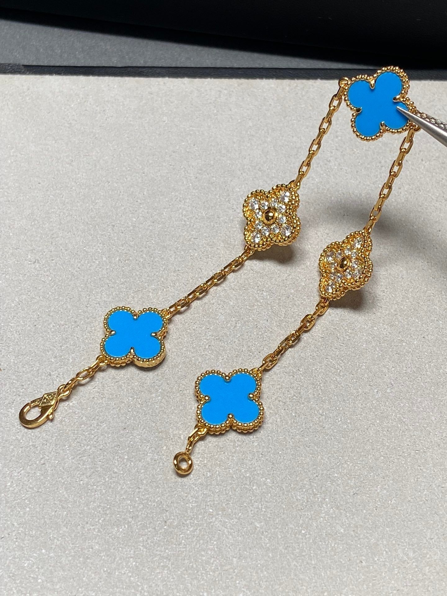 [Kincade Jewelrys]CLOVER 5 MOTIF BLUE CHALCEDONY DIAMOND GOLD BRACELET