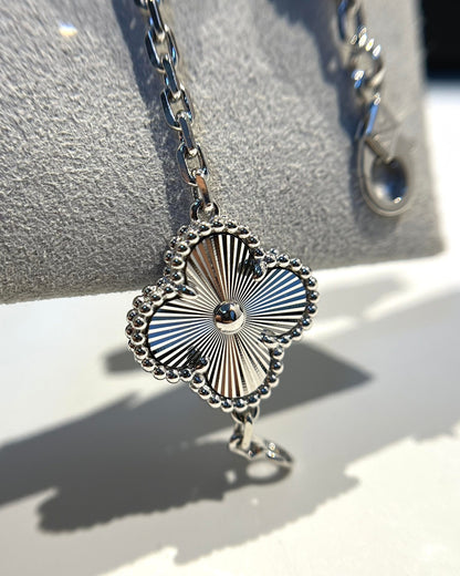 [Kincade Jewelrys]CLOVER 5 MOTIF SILVER DIAMOND BRACELET