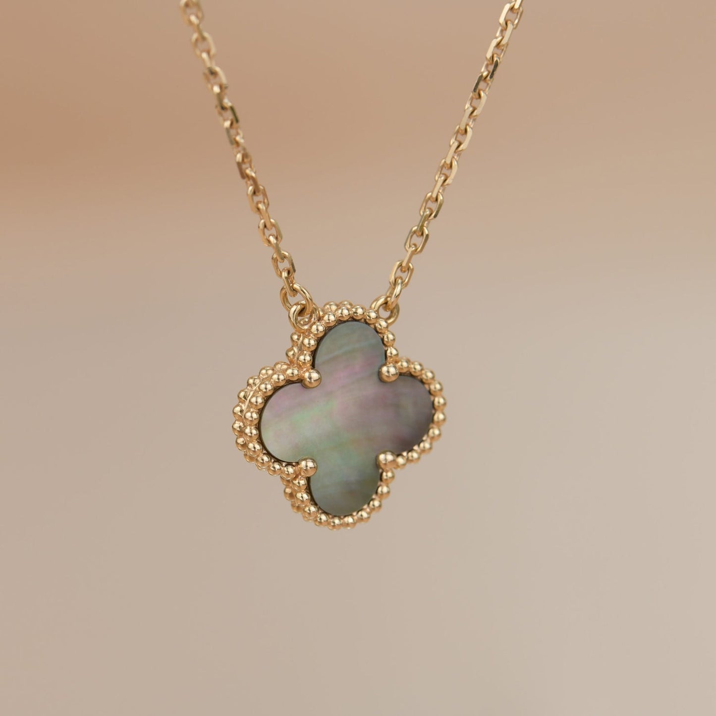 [Kincade Jewelrys]CLOVER 15MM  GRAY MOTHER OF PEARL NECKLACE