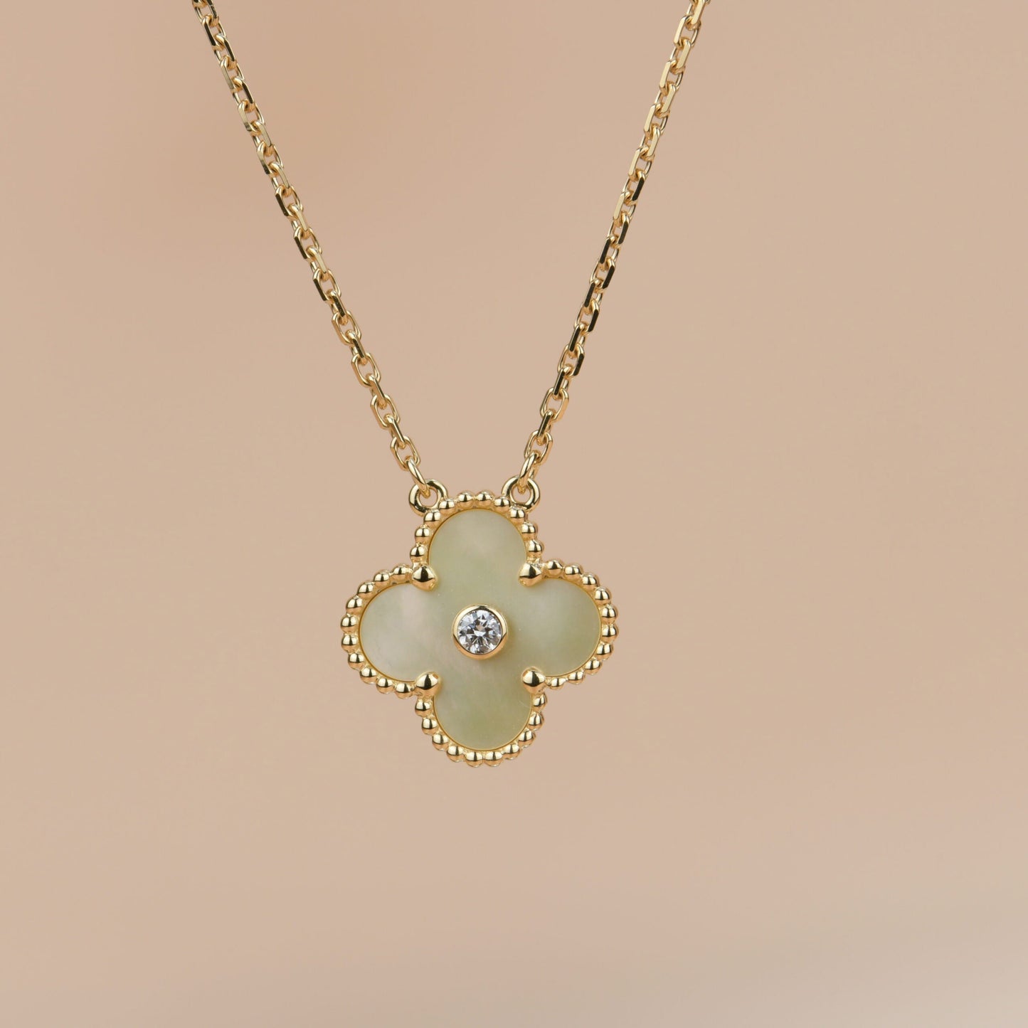 [Kincade Jewelrys]CLOVER 15MM DIAMOND GOLD MOTHER OF PEARL NECKLACE