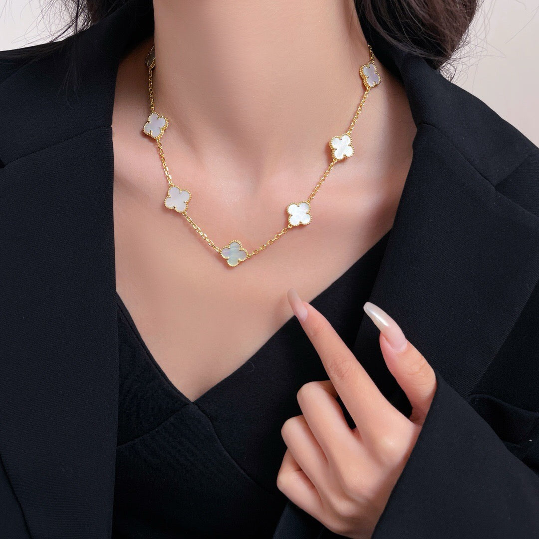 [Kincade Jewelrys]CLOVERS THE 10-MOTIFS WHITE MOTHER OF PEARL NECKLACE