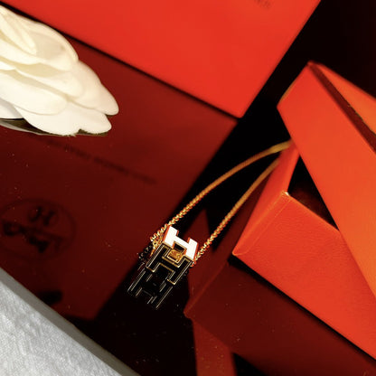 [Kincade Jewelrys]H WHITE SQUARE GOLD NECKLACE