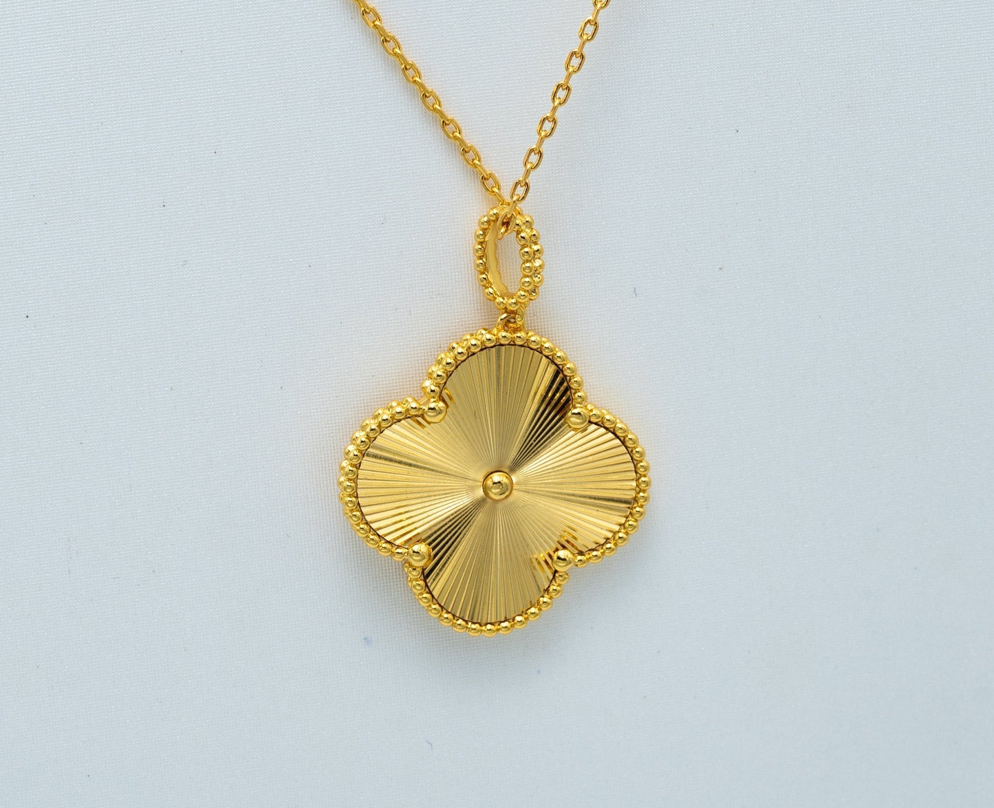 [Kincade Jewelrys]CLOVER 25MM PEDANT NECKLACE GOLD