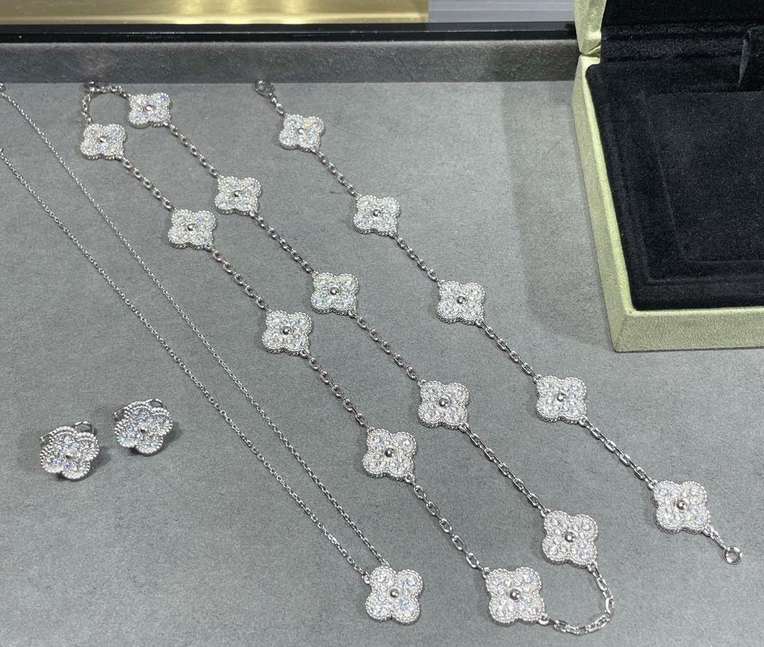 [Kincade Jewelrys]CLOVER 10 MOTIFS SILVER&GOLD  DIAMOND NECKLACE