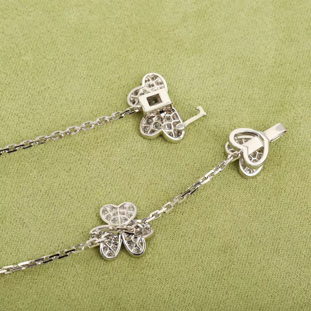 [Kincade Jewelrys]FRIVOLE SILVER 9 FLOWERS NECKLACE