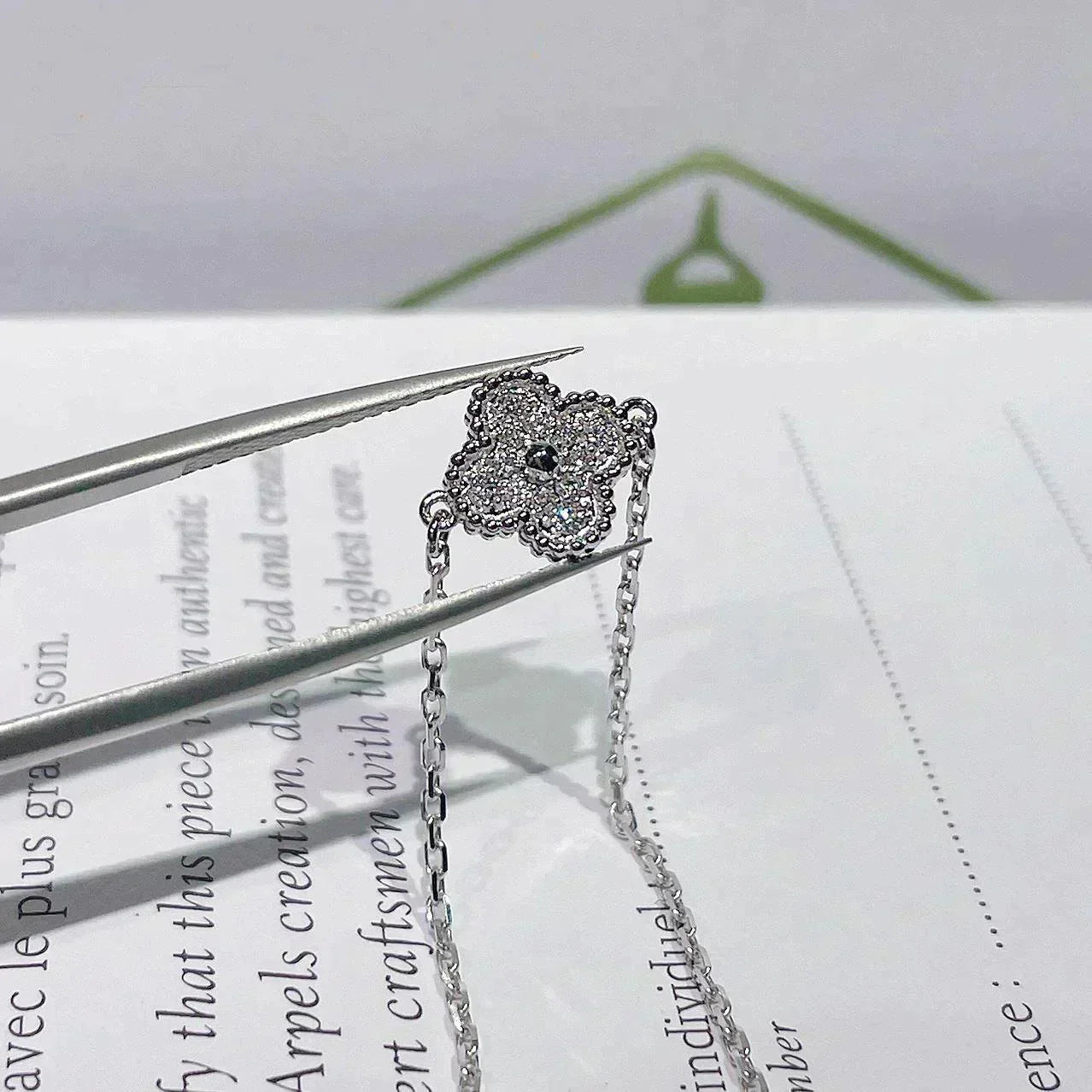 [Kincade Jewelrys]CLOVER  SINGLE FLOWER BRACELET SILVER