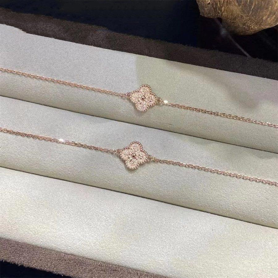 [Kincade Jewelrys]CLOVER SINGLE FLOWER BRACELET